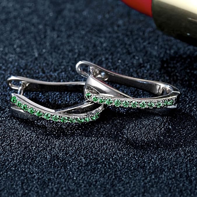 Petites Boucles Zircon Vert Trèfle Femmes Parfaites