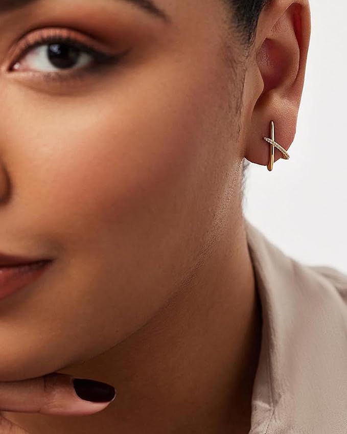 Élégance Croisée en Or Femmes Parfaites