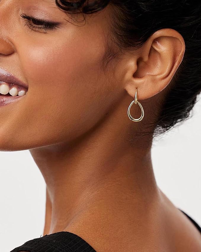 Goutte Élégante en Or Femmes Parfaites