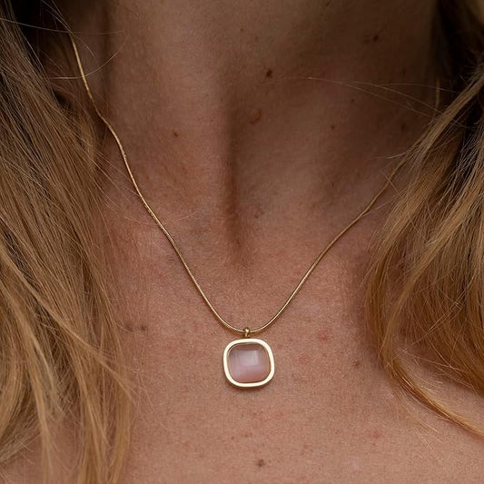 Élégance Rose Femmes Parfaites