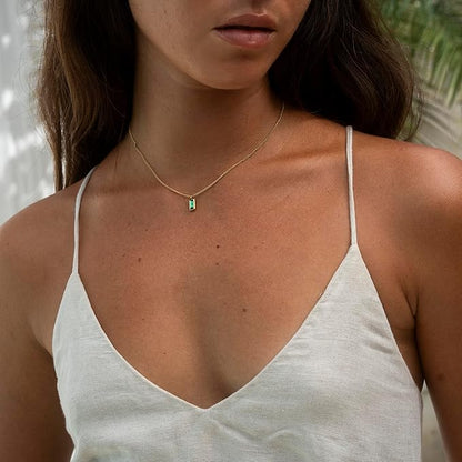 Collier Émeraude Doré Femmes Parfaites