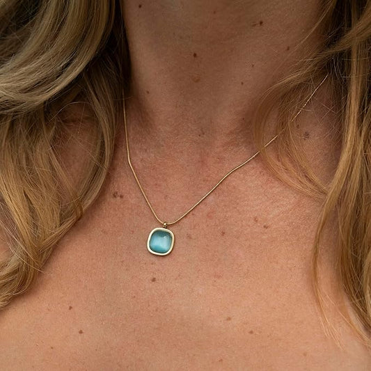 Élégance Bleu Femmes Parfaites