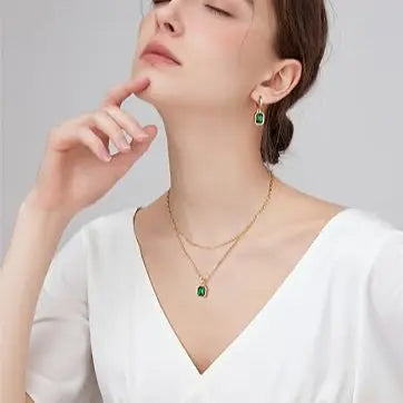 Collier en Cristal Femmes Parfaites