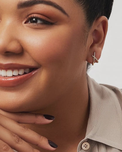 Élégance Croisée en Or